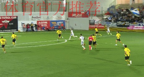 3球1助!昔日皇马7号疯狂虐菜:打破1263天球荒 振臂欢呼 3球1助!昔日皇马7号疯狂虐菜:打破1263天球荒 振臂欢呼